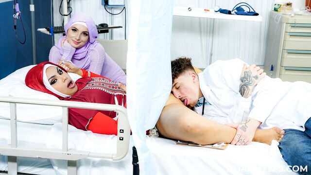 Katta eshakli arab shifokorning sikiga maxsus ishlov beradi